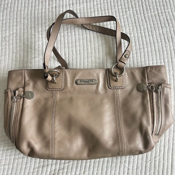 Coach Gallery Zip Tote Satchel Pearl Tan Blush Leather C1275-F19252 - Picture 1 of 14